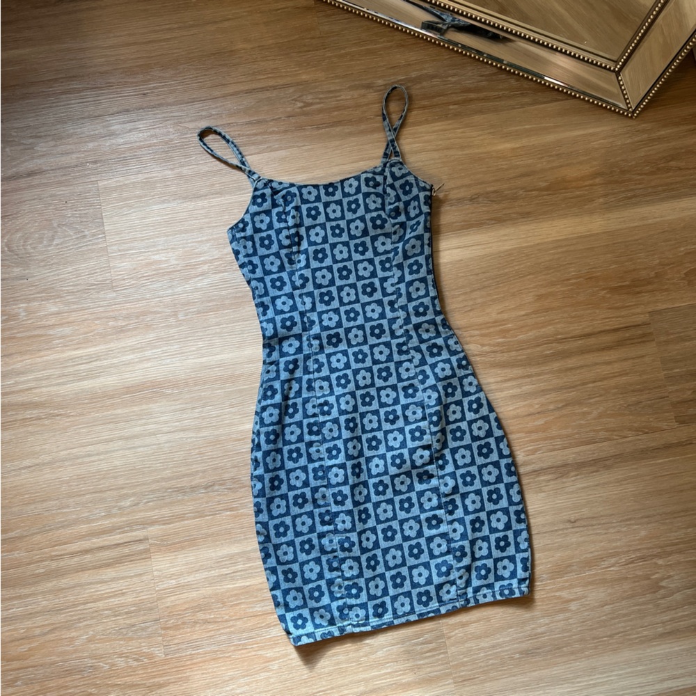 H&M Blue Floral Mini Dress